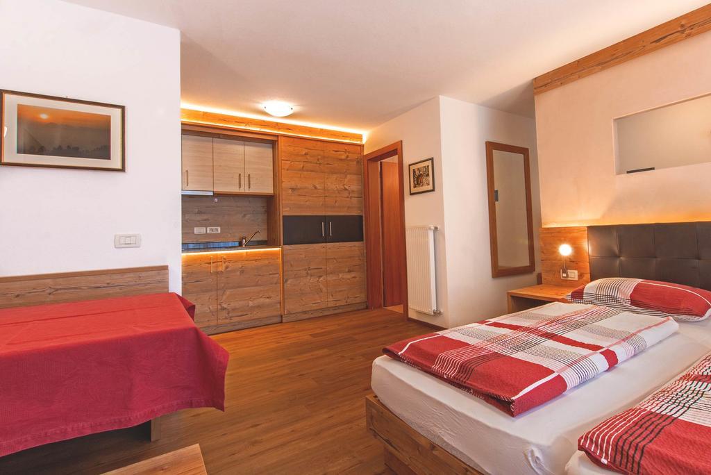 Residence Araldina Сан-Кассиано Номер фото