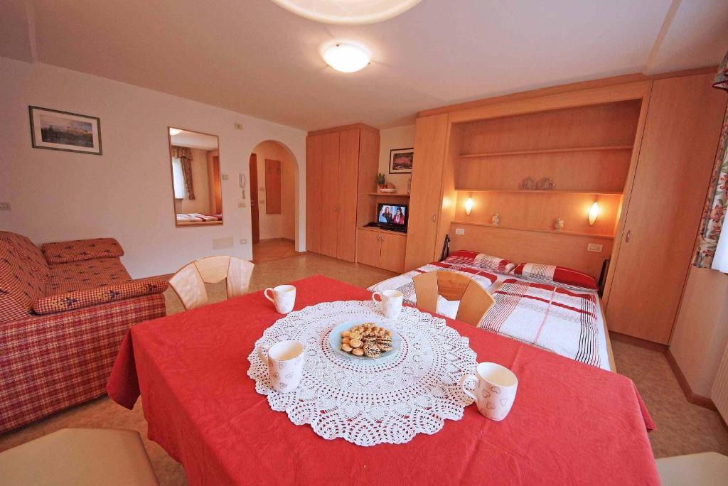 Residence Araldina Сан-Кассиано Номер фото