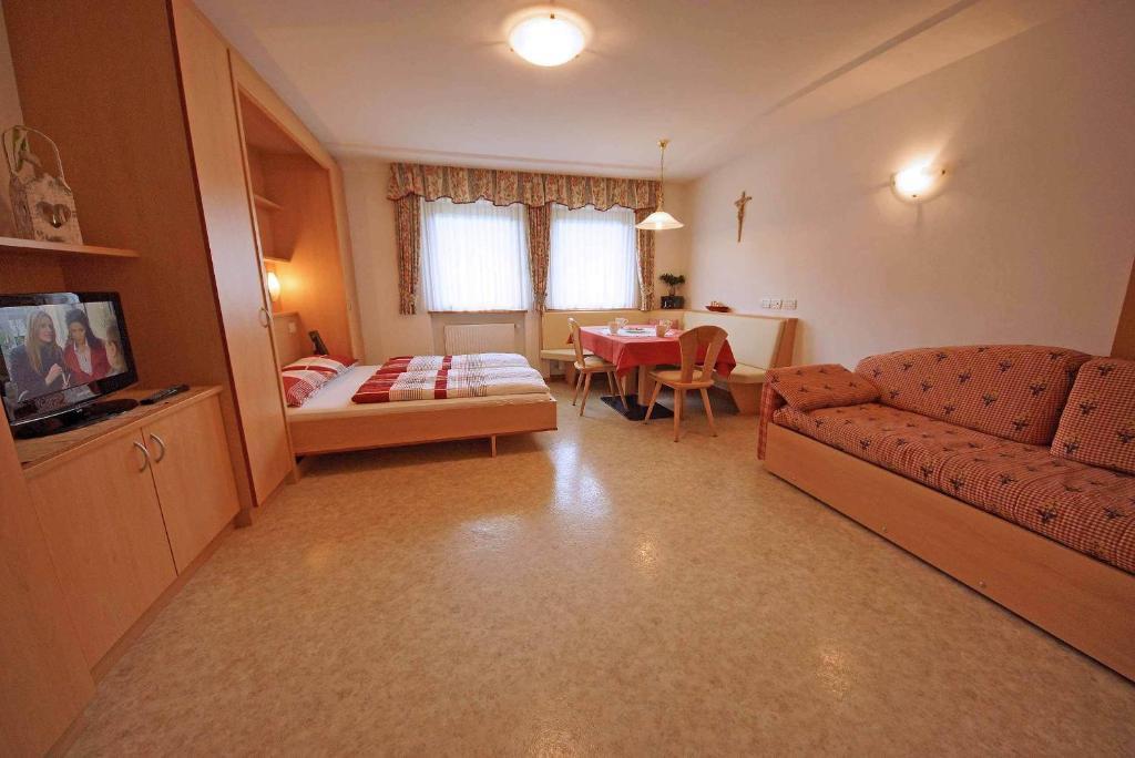 Residence Araldina Сан-Кассиано Номер фото